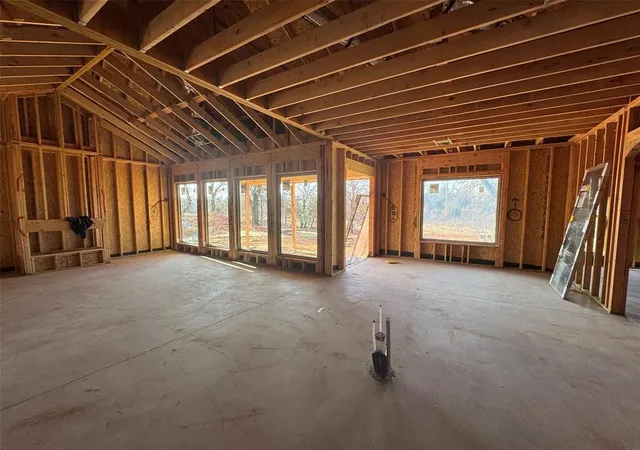Photo 14 of Single family home for sale at 13025 Stagecoach Trl, Arcadia, OK 73007 | MLS# 1206750 | Listing updated on 2026-01-07
