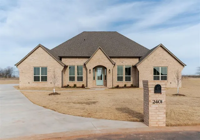 Photo 4 of Single family home for sale at 2401 Heathery Park, Oklahoma City, OK 73128 | MLS# 1206810 | Listing updated on 2026-07-08