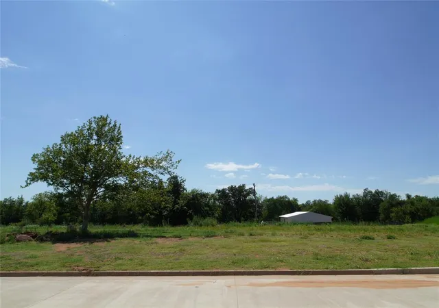 Photo 1 of Land for sale at 1609 Cambria Dr, Edmond, OK 73013 | MLS# 1206828 | Listing updated on 2025-12-21