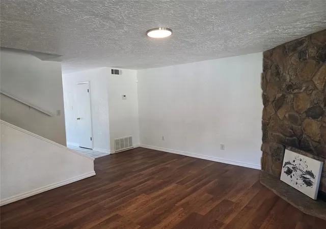 2nd image of Sinclair Dr, Norman, OK 73071 | MLS# 1206981