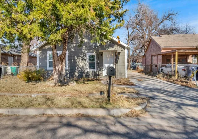 Homes for sale in Oklahoma City, OK | 1333 Sw 23rd St, Oklahoma City, OK 73108 | MLS# 1207013