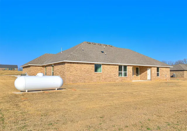 Homes for sale in Noble, OK | 3390 Prairie View Trl, Noble, OK 73068 | MLS# 1207060