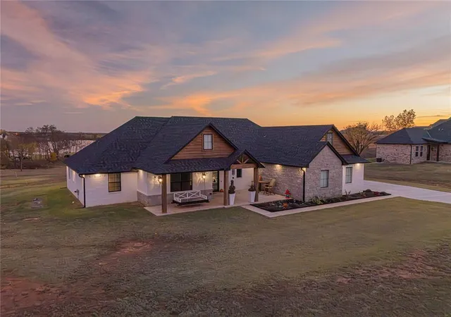2nd image of 2063 County Road 1336, Blanchard, OK 73010 | MLS# 1207171