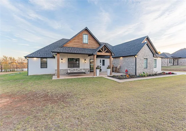 Photo 4 of Single family home for sale at 2063 County Rd 1336, Blanchard, OK 73010 | MLS# 1207171 | Listing updated on 2026-01-22