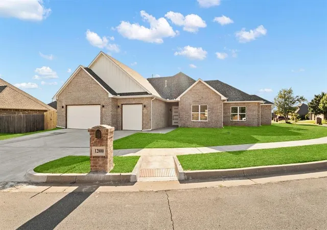 1st image of 12800 Nw 6th St, Yukon, OK 73099 | MLS# 1207294