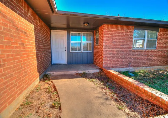 1st image of 4300 Bonaparte Blvd, Oklahoma City, OK 73110 | MLS# 1207333