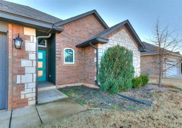 4th image of 4232 Nw 155Th St, Edmond, OK 73013 | MLS# 1207356