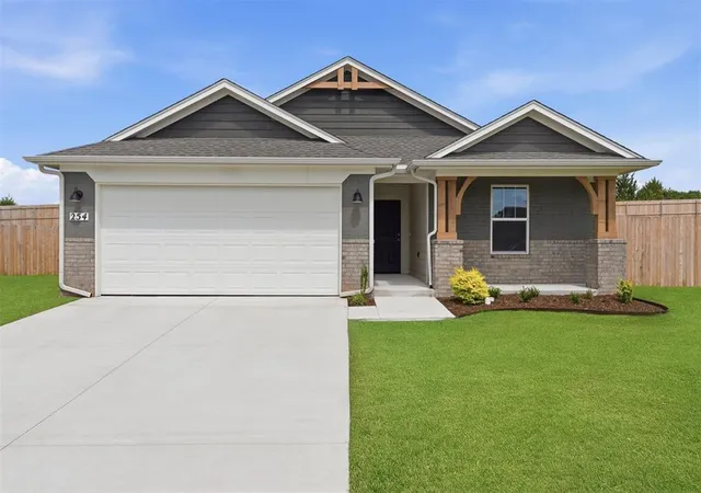 Homes for sale in Blanchard, OK | 254 Megan Ct, Blanchard, OK 73010 | MLS# 1207413