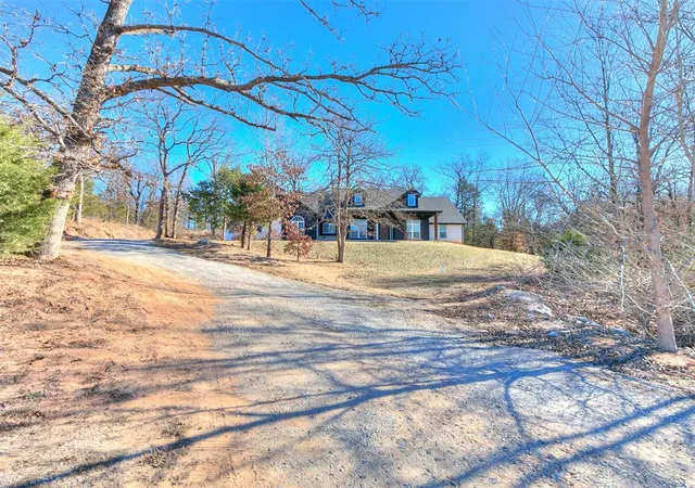 Photo 4 of Single Family Residence at 14850 Amy Ln, Newalla, OK 74857 | MLS# 1207663 | | Sold on 2026-03-03