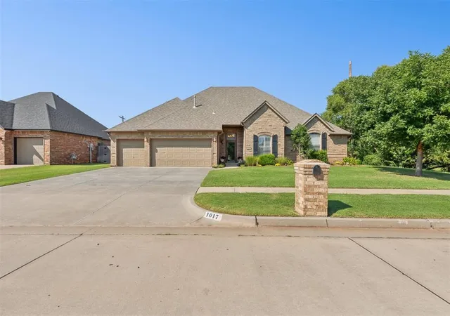 Photo 2 of Single Family Residence at 1017 Justin Dr, Yukon, OK 73099 | MLS# 1207670 | | Sold on 2026-02-13