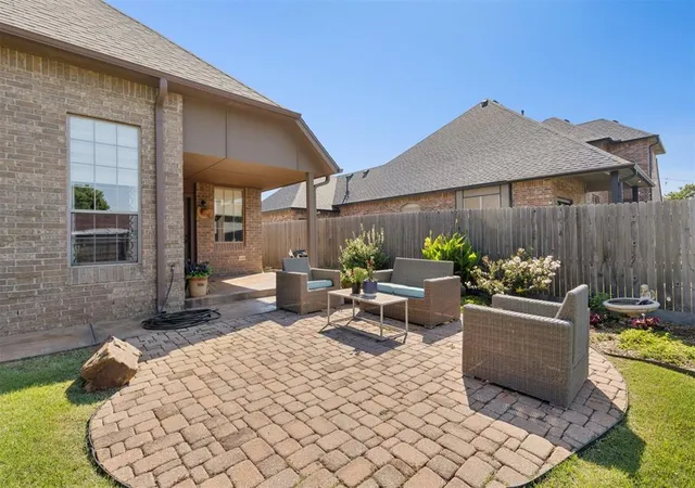 Photo 3 of Single Family Residence at 1017 Justin Dr, Yukon, OK 73099 | MLS# 1207670 | | Sold on 2026-02-13