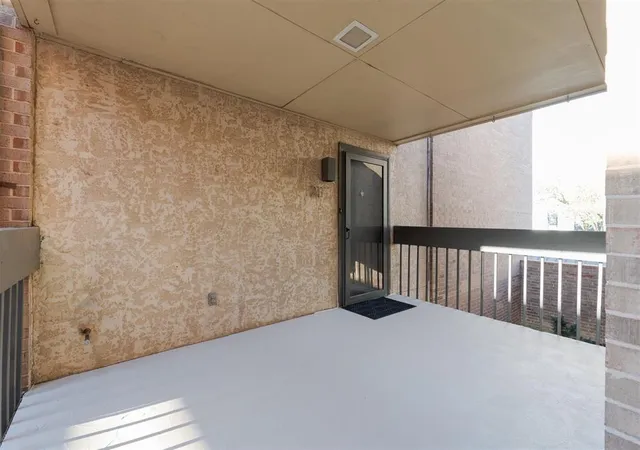 Photo 3 of Condominium at 600 NW 4th Street #211N, Oklahoma City, OK 73102 | MLS# 1207677 | | Sold on 2026-02-05