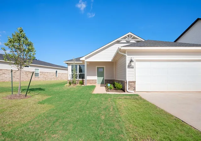 Photo 2 of Single family home for sale at 18020 Anthem Blvd, Edmond, OK 73012 | MLS# 1207829 | Listing updated on 2026-10-20