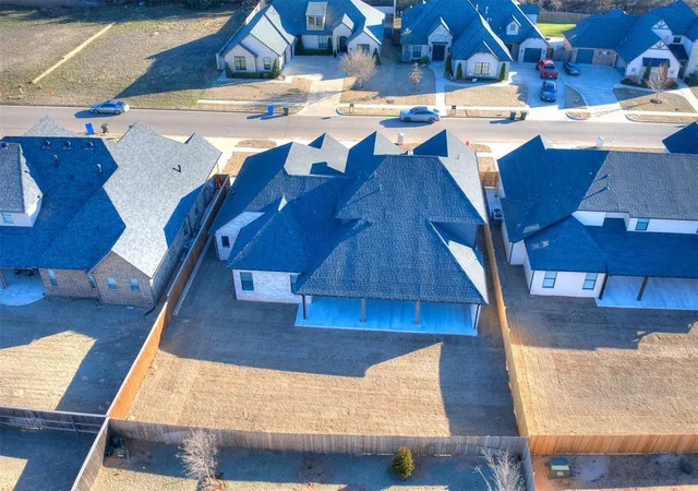 4th image of 4405 Las Colinas Ln, Norman, OK 73072 | MLS# 1207851