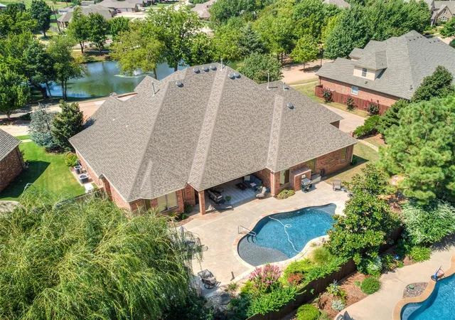 Homes for sale in Yukon, OK | 905 Stone Creek Blvd, Yukon, OK 73099 | MLS# 1208185