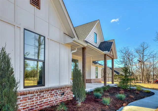 4th image of 21200 Reserve Cir, Harrah, OK 73045 | MLS# 1208274