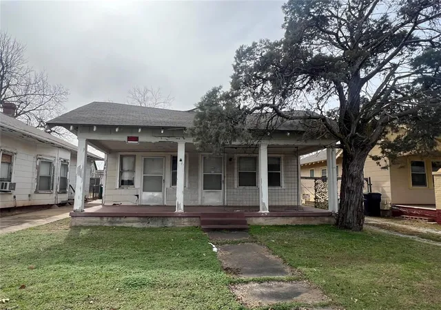 Photo 1 of Land for sale at 1422 Nw 30th Street, Oklahoma City, OK 73118 | MLS# 1208354 | Listing updated on 2026-08-19