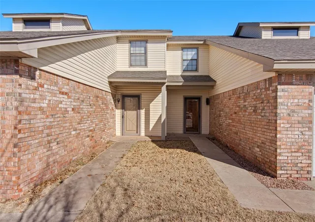 5th image of 1312 Summerton Pl, Yukon, OK 73099 | MLS# 1208422