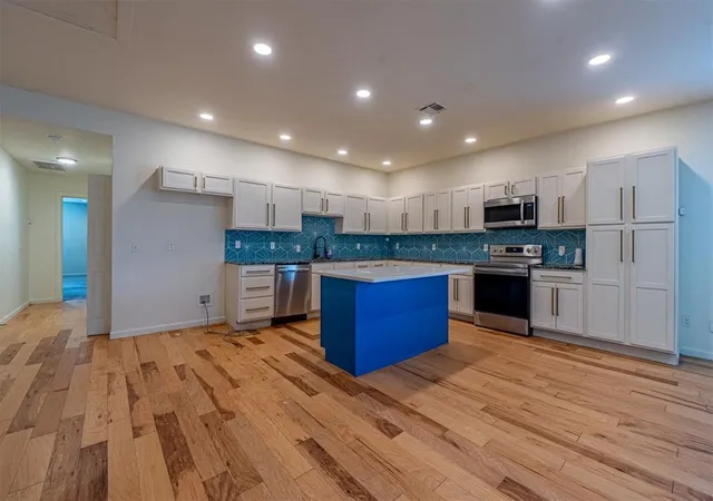 1st image of 1534 Nw 32nd St, Oklahoma City, OK 73118 | MLS# 1208638