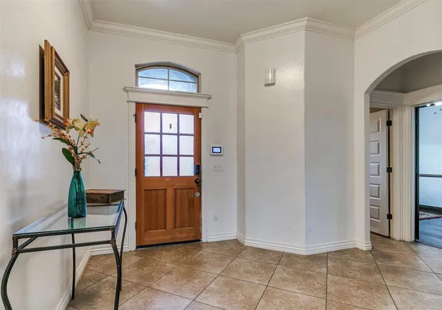 3rd image of 307 Summit Bnd, Norman, OK 73071 | MLS# 1208679