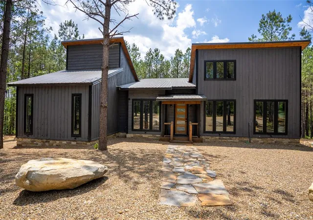 Photo 1 of Single family home for sale at 149 Bear Pine Trl, Broken Bow, OK 74728 | MLS# 1208860 | Listing updated on 2026-08-26