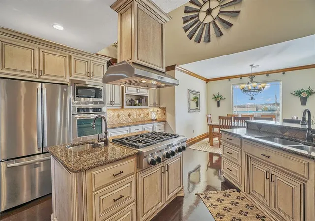 Photo 3 of Single family home for sale at 20966 E County Rd 155, Altus, OK 73521 | MLS# 1208876 | Listing updated on 2026-01-22