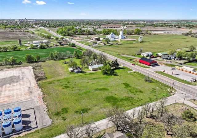 Photo 4 of Land for sale at Hwy 81 & Jones Rd, El Reno, OK 73036 | MLS# 1208896 | Listing updated on 2026-01-10