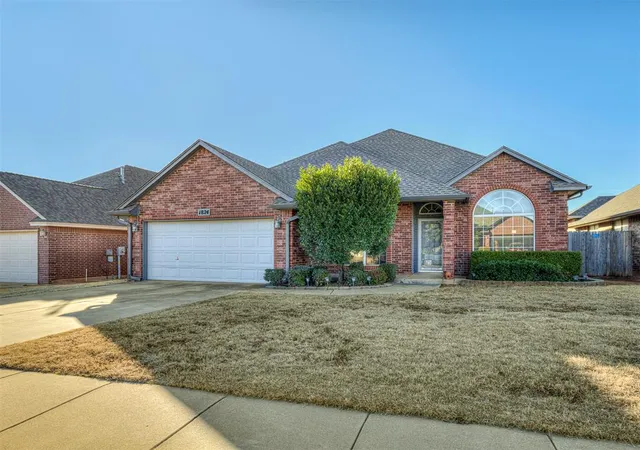Photo 3 of Single Family Residence at 1824 NE 11th Street, Moore, OK 73160 | MLS# 1208904 | | Sold on 2026-04-29