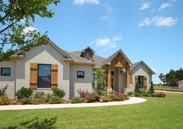 2nd image of 9217 Sw 90th St, Mustang, OK 73064 | MLS# 1208938