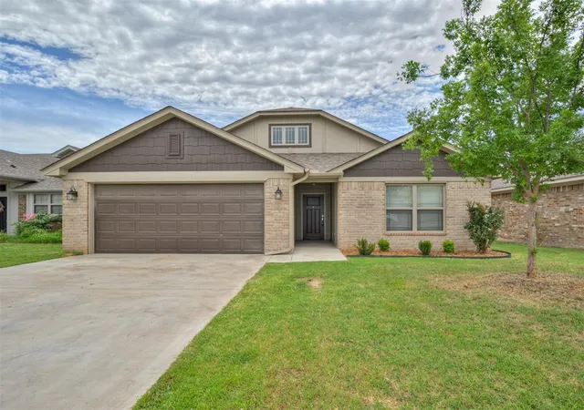 1st image of 17613 Nantucket Ave, Edmond, OK 73012 | MLS# 1208955