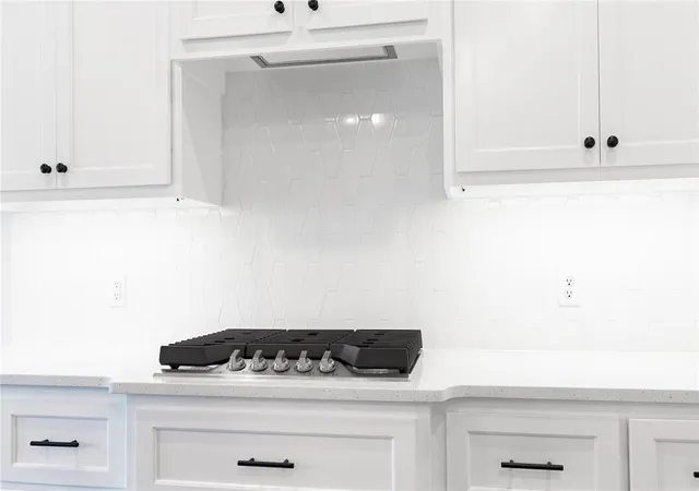 Photo 3 of Single family home for sale at 2216 Nw 171st Street, Edmond, OK 73012 | MLS# 1209108 | Listing updated on 2026-08-10