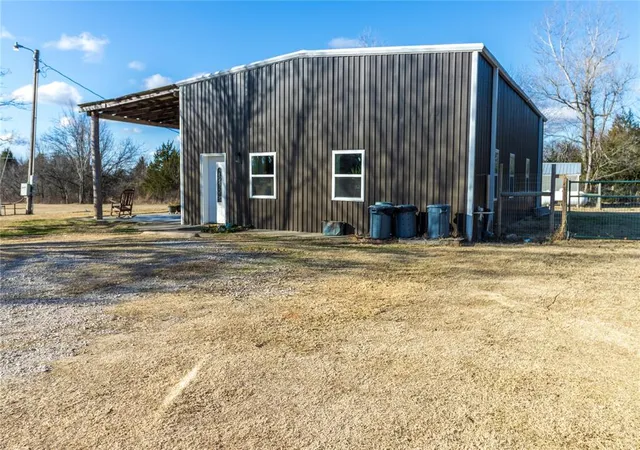 2nd image of 9311 Cemetery Rd, Noble, OK 73068 | MLS# 1209174