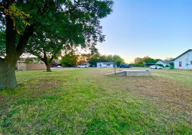 Homes for sale in Mangum, OK | 414 N Hardin St, Mangum, OK 73554 | MLS# 1209182