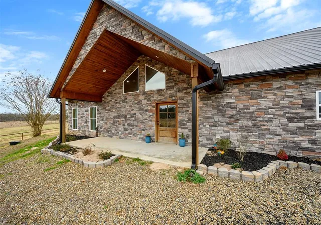 2nd image of 2539 Rhoden Rd, Broken Bow, OK 74728 | MLS# 1209259