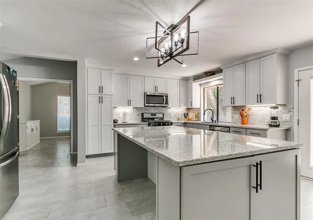 Photo 1 of Sale Pending at 6112 Shaftsbury Rd, Oklahoma City, OK 73132 | MLS# 1209272 | Listing updated on 2026-08-26