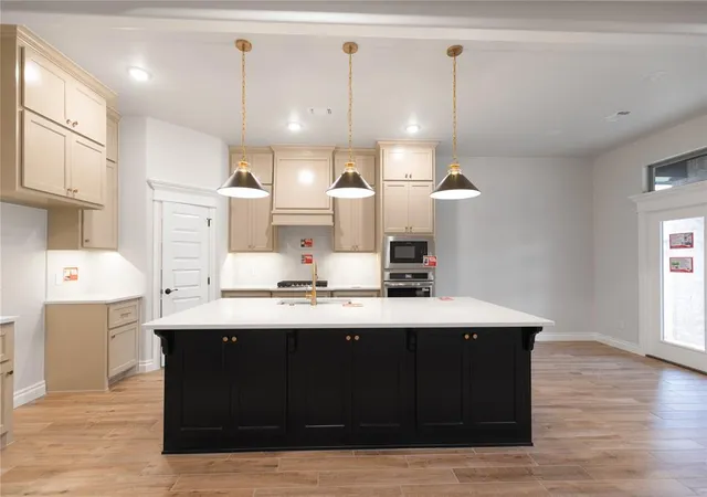 Photo 3 of Single family home for sale at 9213 Nw 86th Street, Yukon, OK 73099 | MLS# 1209360 | Listing updated on 2026-08-28