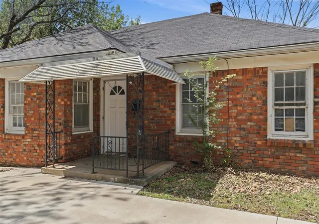 Photo 2 of Single family home for sale at 3520 Nw 18th Street, Oklahoma City, OK 73107 | MLS# 1209398 | Listing updated on 2026-06-30
