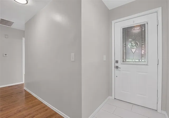 Photo 3 of Single family home for sale at 1015 Crown Dr, Edmond, OK 73034 | MLS# 1209412 | Listing updated on 2026-07-02