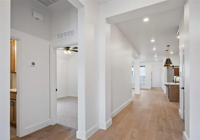 3rd image of 7921 Nw 163Rd St, Edmond, OK 73013 | MLS# 1209417