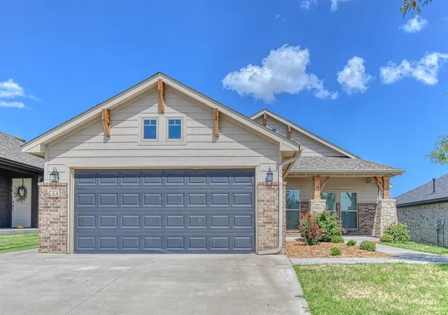 1st image of 432 Pergola St, Yukon, OK 73099 | MLS# 1209550