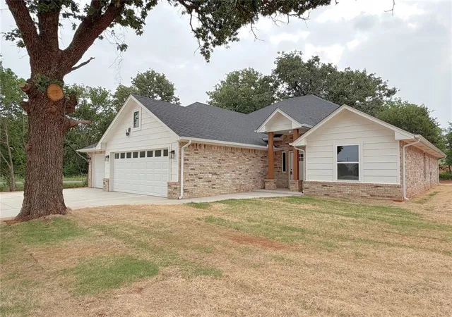Homes for sale in Blanchard, OK | 2201 Winter Ridge Rd, Blanchard, OK 73010 | MLS# 1209578