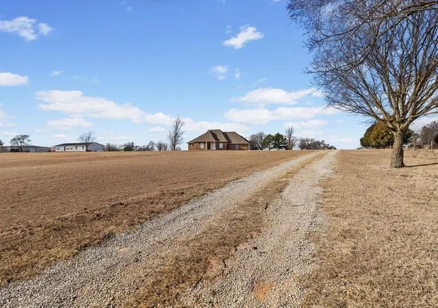 2nd image of 23465 State Hwy 74 Hwy, Purcell, OK 73080 | MLS# 1209600