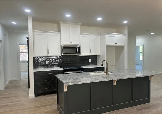 Photo 3 of Single family home for sale at 1817 Long Cvs Ave, Mustang, OK 73099 | MLS# 1209689 | Listing updated on 2026-04-29
