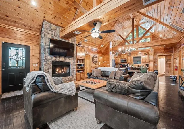 Photo 3 of Single family home for sale at 134 Willow Bnd Rd, Broken Bow, OK 74728 | MLS# 1209877 | Listing updated on 2026-09-16