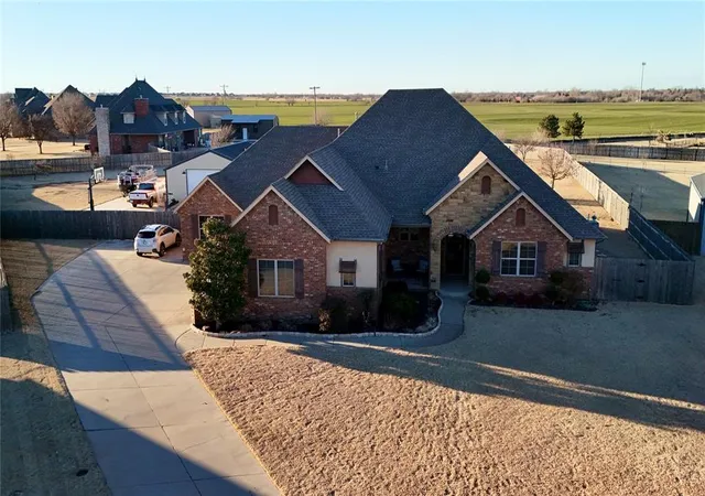 1st image of 711 Se Stephany Dr, Piedmont, OK 73078 | MLS# 1209904