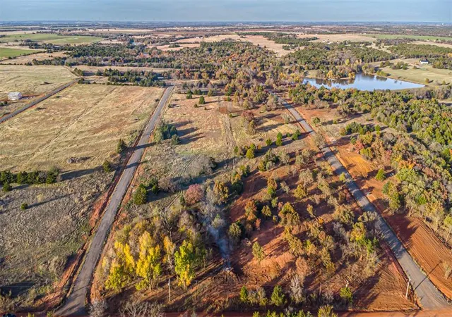 5th image of 7200 Old Oak Trl, Guthrie, OK 73044 | MLS# 1210008