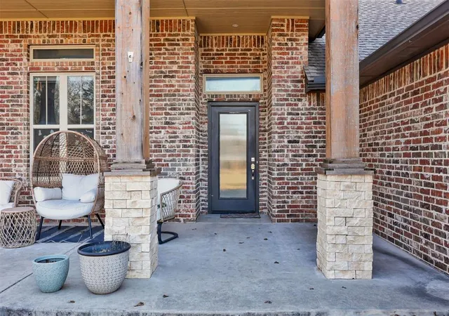 3rd image of 13946 Hummingbird Cir, Choctaw, OK 73020 | MLS# 1210039