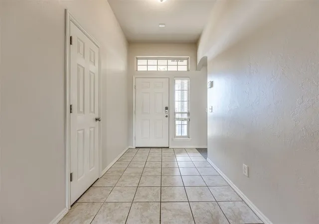 Photo 2 of Single family home for sale at 312 Lone Oak Dr, Norman, OK 73071 | MLS# 1210067 | Listing updated on 2026-08-09