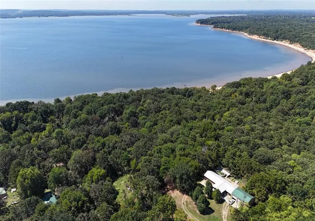 4th image of 009 Summer Ln, Eufaula, OK 74432 | MLS# 1210088