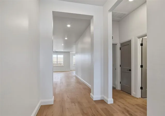 Photo 4 of Single family home for sale at 16208 Dakota Dr, Oklahoma City, OK 73170 | MLS# 1210124 | Listing updated on 2026-06-09